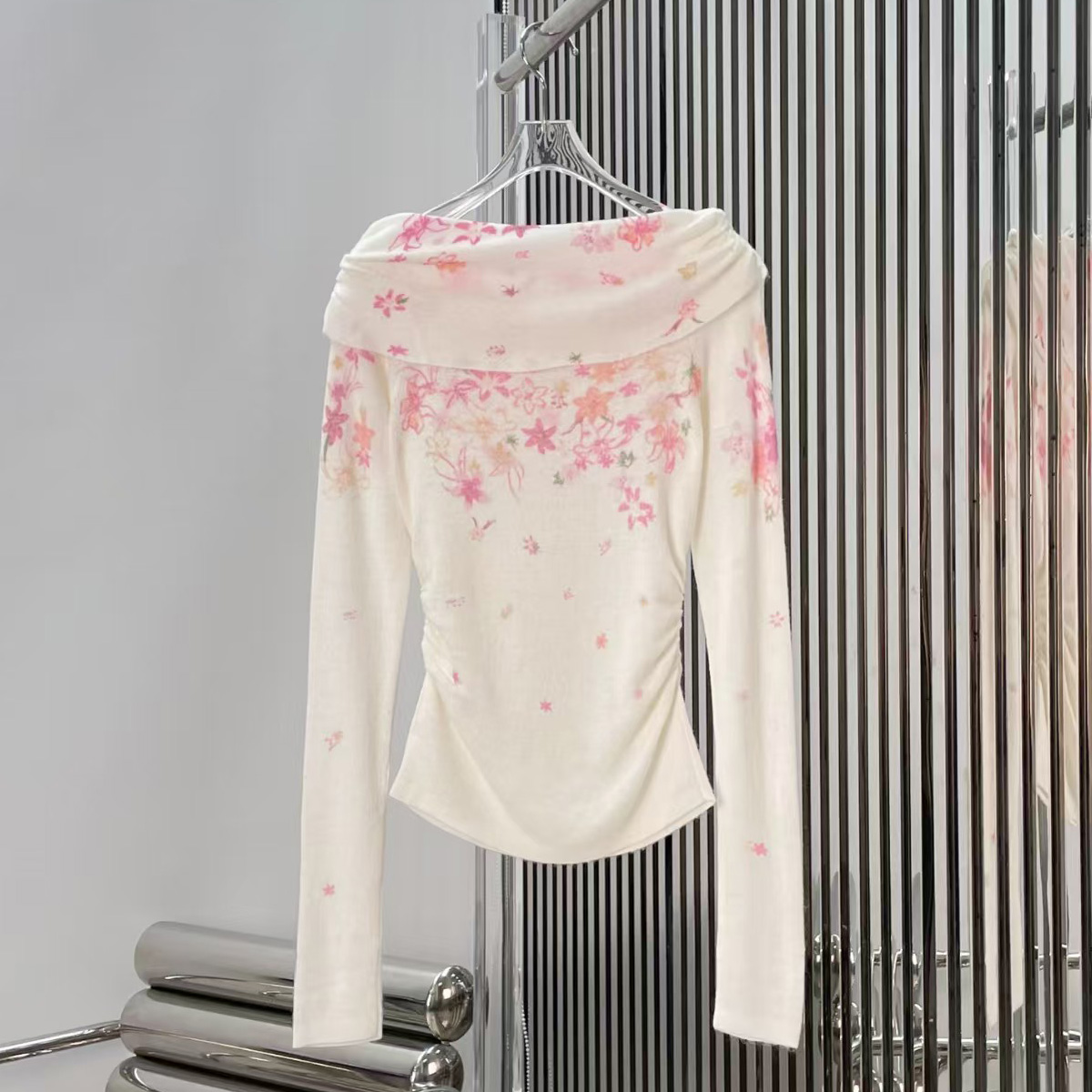Off Shoulder Top - Hochwertiger Damen-Pullover mit schulterfreiem Schnitt, langen