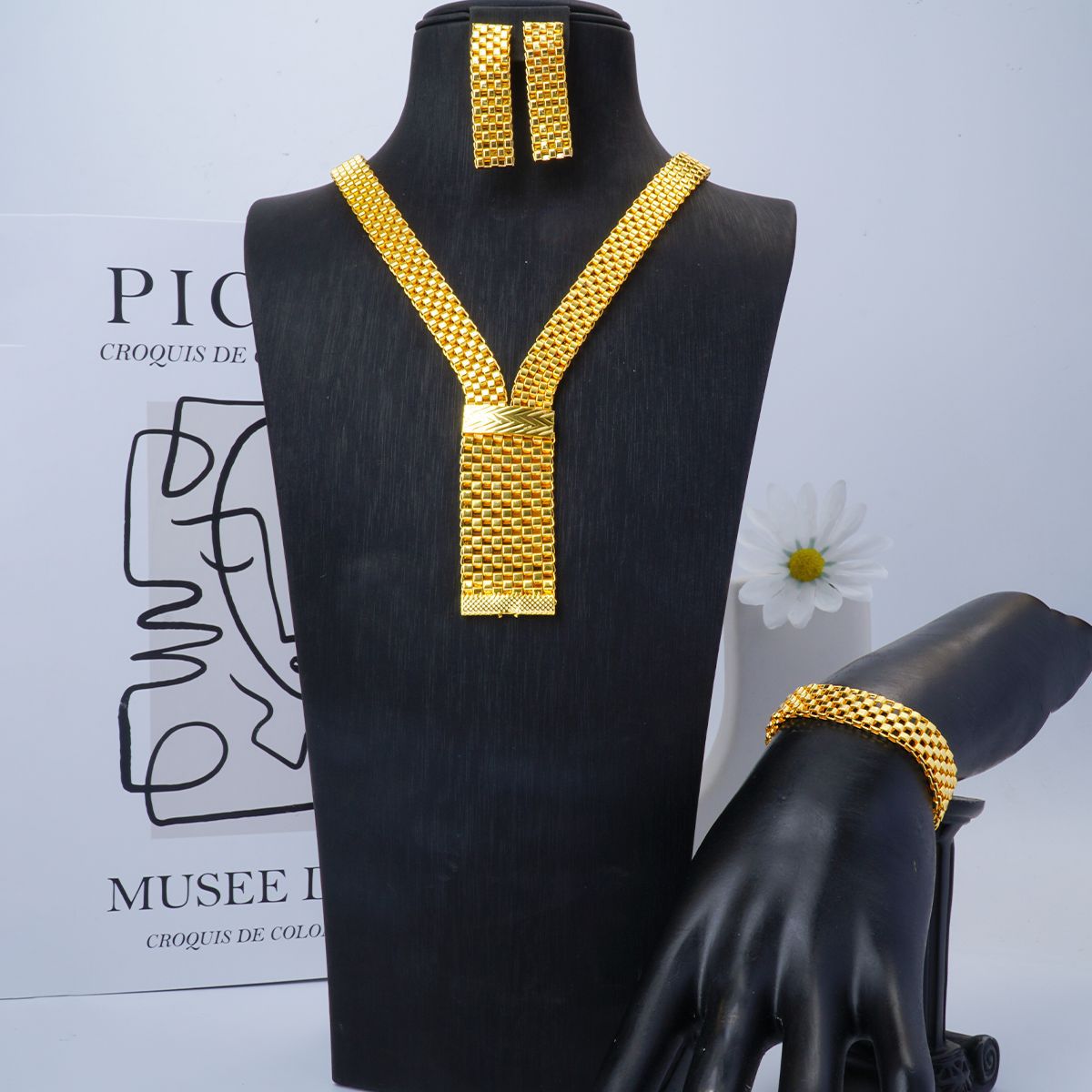 Women Fashion Uk - Neues UK 24K vergoldetes Halsketten-Ohrring-Armband-High-End-Hochzeitsschmuck-Set als