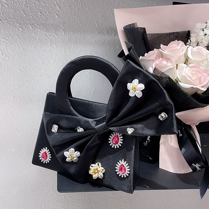 Boutique Abend-Clutch mit Perl – Women'S Fashion Boutique Bewertung und Preis