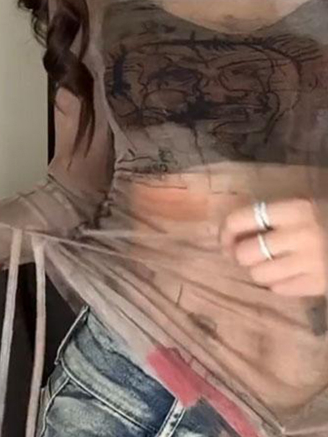 Schulterfreies Graffiti-Mesh-T – Off Shoulder Top Bewertung und Preis