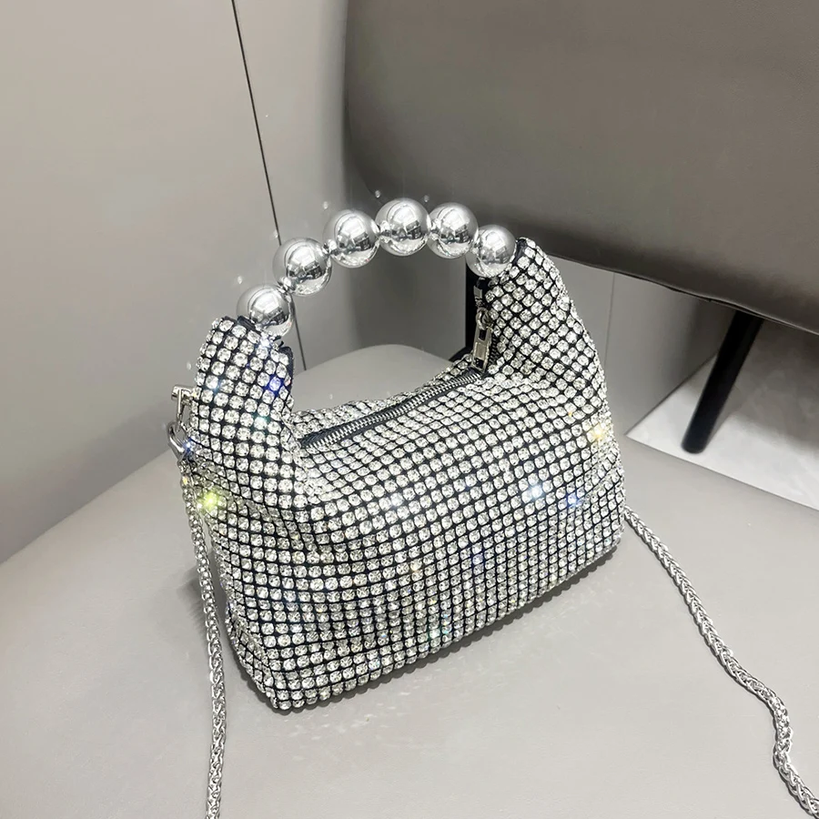 Glänzende silberne Strass-Clut – Women'S Fashion Boutique Bewertung und Preis